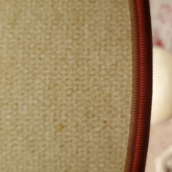 Hand Crafted Floral Motif Lamp Shade - Picture 5 of 11